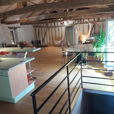 公寓 Maison Type Loft Au Coeur Du Village Simorre